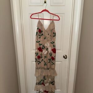 Lulu's Beige Floral Maxi Dress